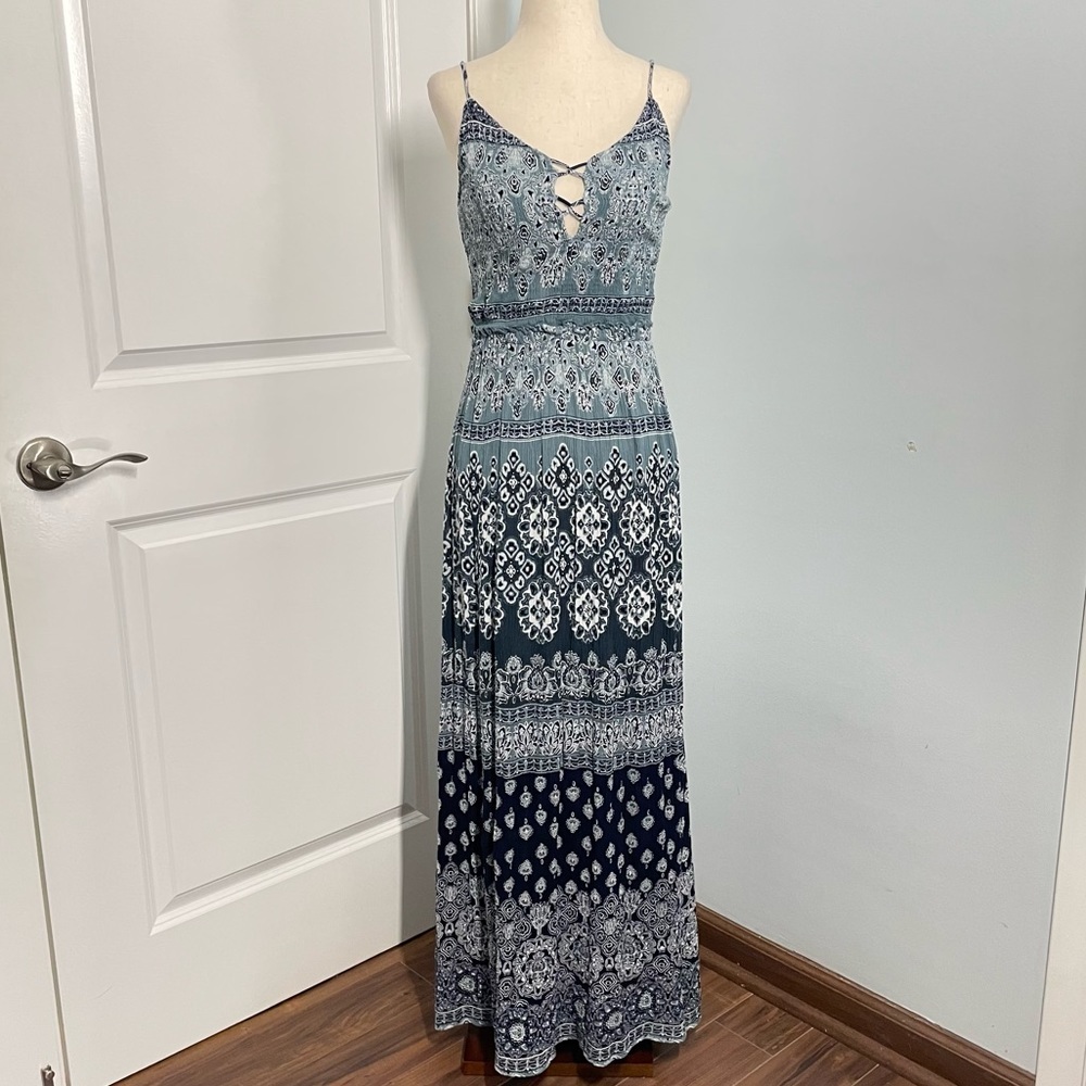 Aqua Blue Paisley Print Smocked Strap Maxi Dress size S - Picture 7 of 13
